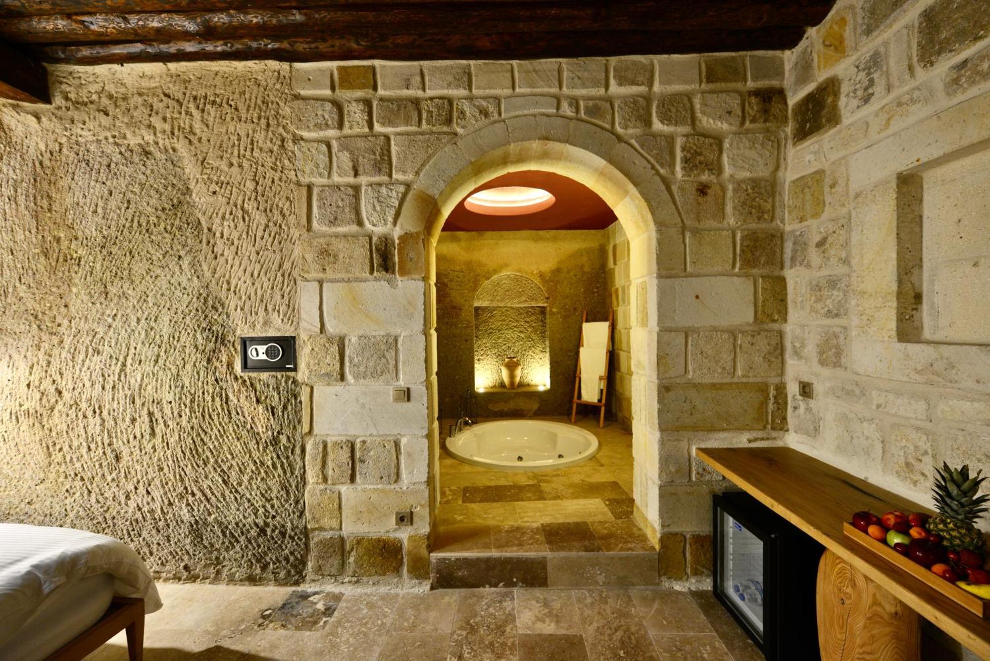 Evanthia Cave Suites อูร์กุบ ห้อง รูปภาพ